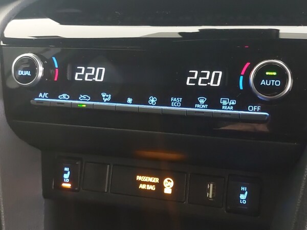 Used Toyota Yaris Cross 2022 for sale - 76221572: Photo 16