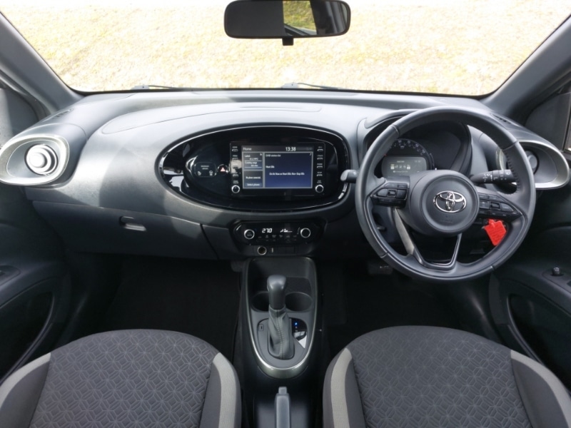 Used Toyota Aygo X 2022 for sale - 77433613: Photo 2