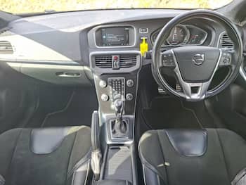 Used Volvo V40 2016 for sale - 79654467: Photo