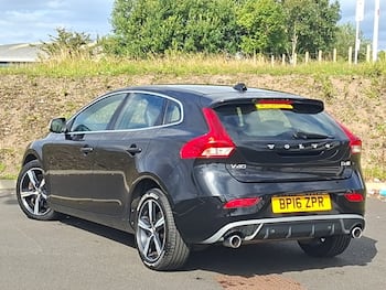 Used Volvo V40 2016 for sale - 79654467: Photo