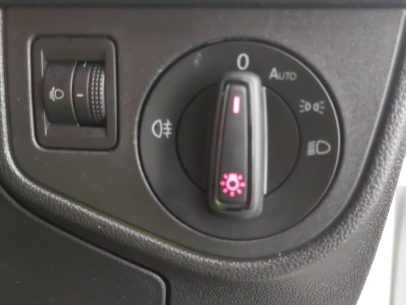 Used Volkswagen Polo 2019 for sale - 77942705: Photo 17