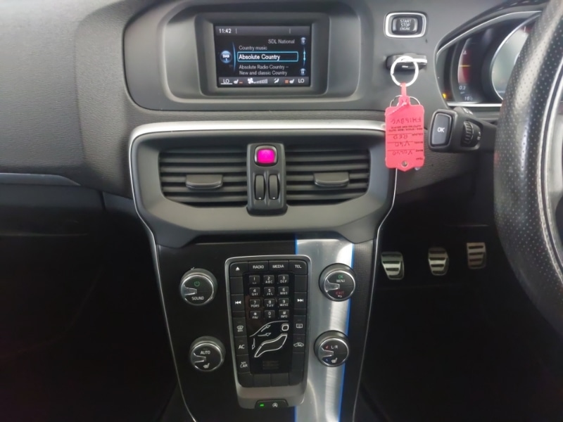 Used Volvo V40 2016 for sale - 77466757: Photo 10