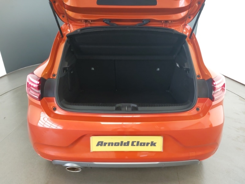 Used Renault Clio 2019 for sale - 76970163: Photo 8