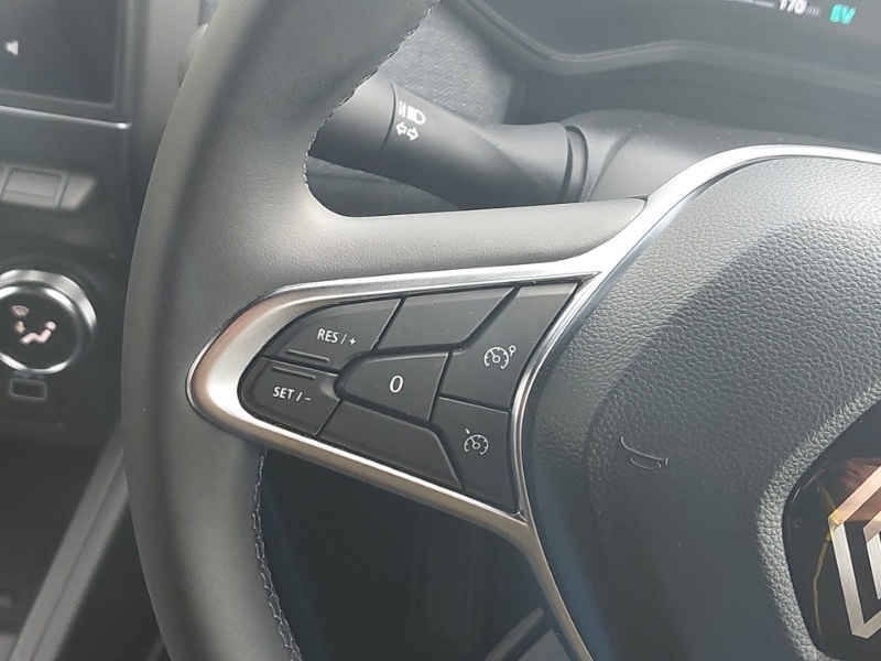 Used Renault Clio 2024 for sale - 77922112: Photo 14