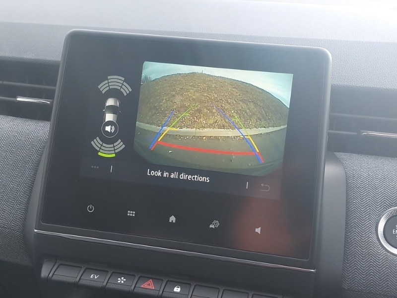 Used Renault Clio 2024 for sale - 77922112: Photo 15