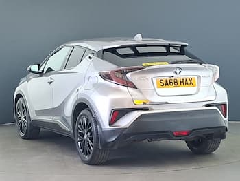 Used Toyota C-HR 2018 for sale - 79654472: Photo