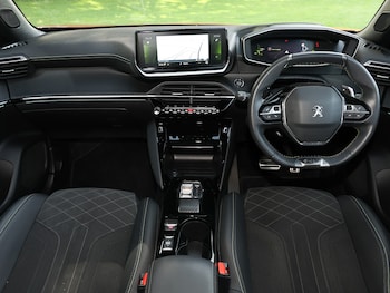Used Peugeot 2008 2022 for sale - 75576391: Photo