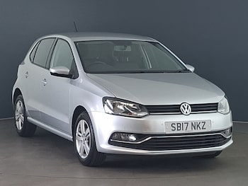 Used Volkswagen Polo 2017 for sale - 79505936: Photo