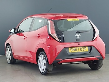 Used Toyota AYGO 2017 for sale - 77988140: Photo