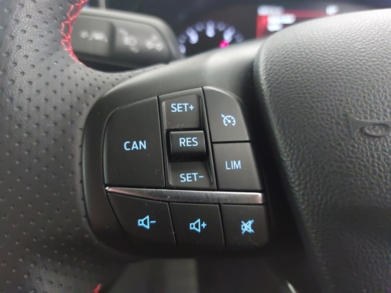 Used Ford Focus 2022 for sale - 76309005: Photo 12