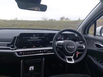 Used Kia Sportage 2025 for sale - 76827211: Photo