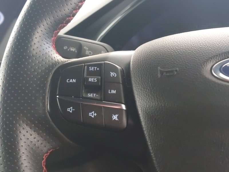 Used Ford Focus 2020 for sale - 77947860: Photo 14