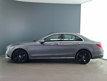 Used Mercedes-Benz C Class 2020 for sale - 79298706: Photo