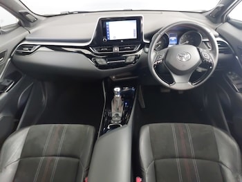Used Toyota C-HR 2022 for sale - 79061199: Photo
