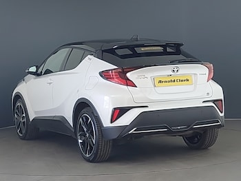 Used Toyota C-HR 2022 for sale - 79061199: Photo