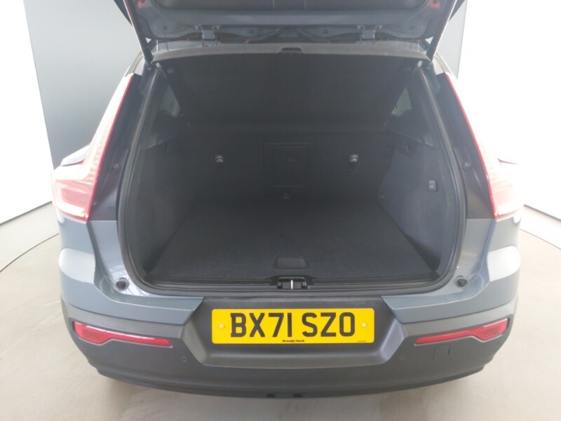 Used Volvo XC40 2022 for sale - 77690154: Photo 8