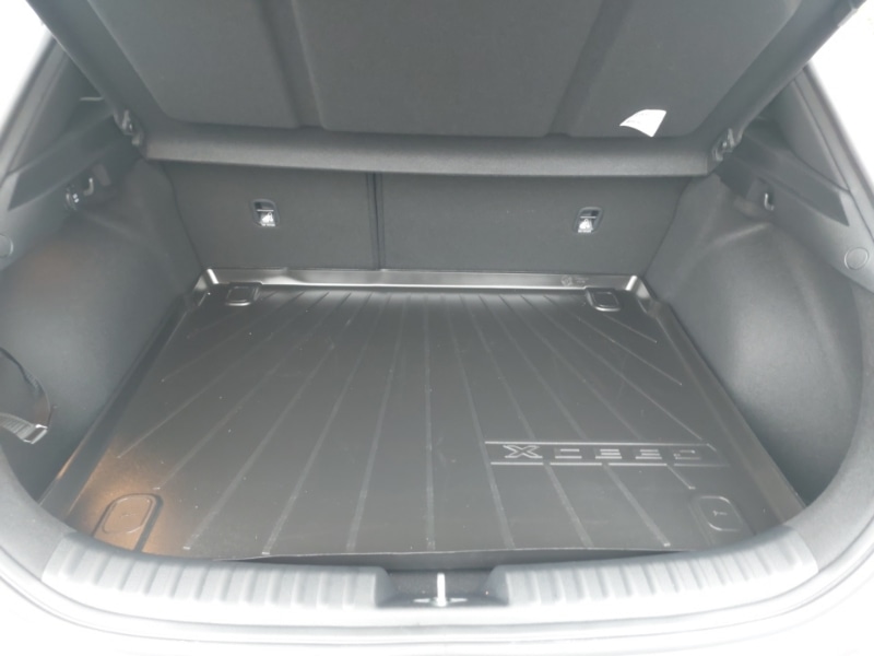 Used Kia XCeed 2025 for sale - 76301933: Photo 8