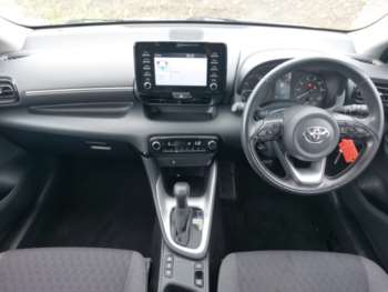 Used Toyota Yaris 2020 for sale - 75152274: Photo