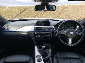 Used BMW 3 Series 2016 for sale - 77418860: Photo