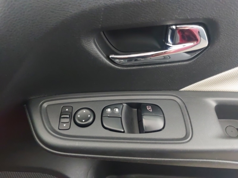 Used Nissan Micra 2017 for sale - 76664015: Photo 18