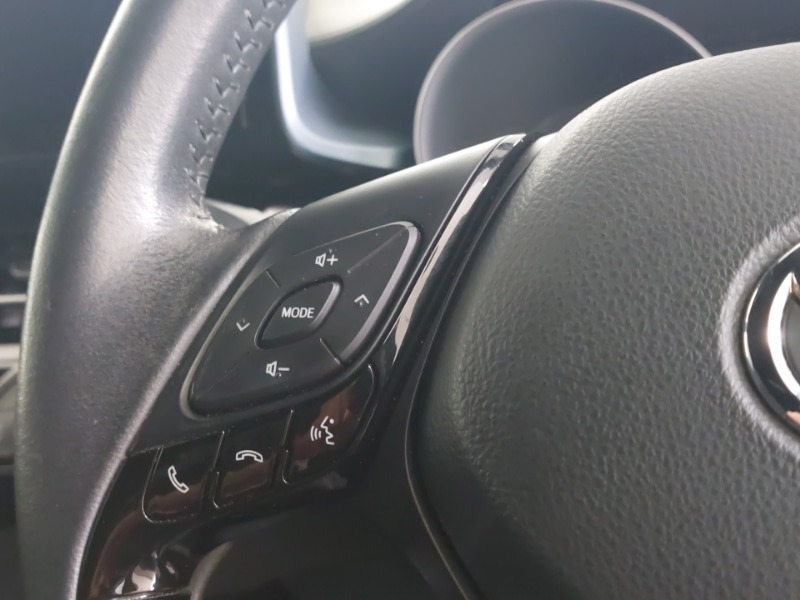 Used Toyota C-HR 2021 for sale - 76450996: Photo 14