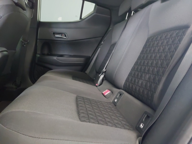 Used Toyota C-HR 2021 for sale - 76450996: Photo 6