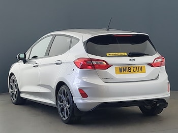 Used Ford Fiesta 2018 for sale - 76860577: Photo