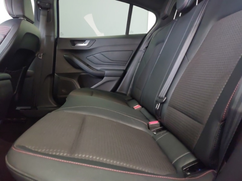 Used Ford Focus 2021 for sale - 76614122: Photo 6