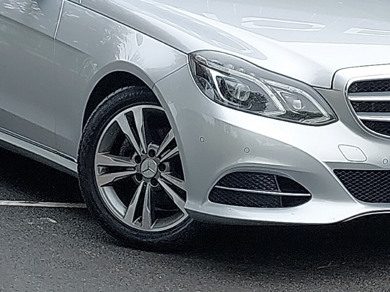 Used Mercedes-Benz E Class 2016 for sale - 76493490: Photo 9