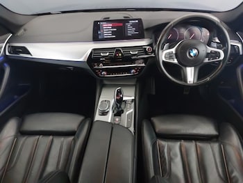 Used BMW 5 Series 2018 for sale - 75562601: Photo