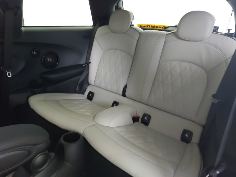 Used MINI Hatch 2021 for sale - 77761603: Photo 6