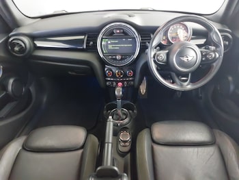 Used MINI Hatch 2018 for sale - 78151225: Photo