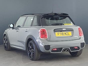 Used MINI Hatch 2018 for sale - 78151225: Photo