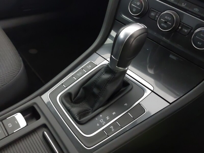 Used Volkswagen Golf 2017 for sale - 77544258: Photo 15