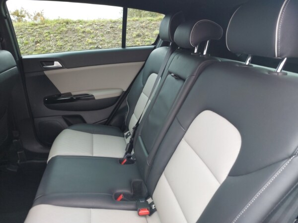 Used Kia Sportage 2019 for sale - 76208605: Photo 6