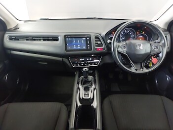 Used Honda HR-V 2017 for sale - 78327504: Photo