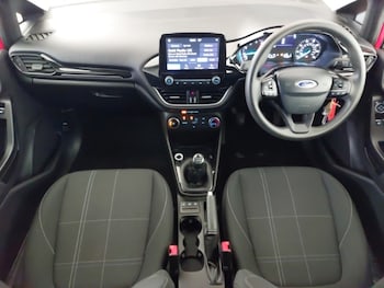Used Ford Fiesta 2019 for sale - 76282176: Photo 2