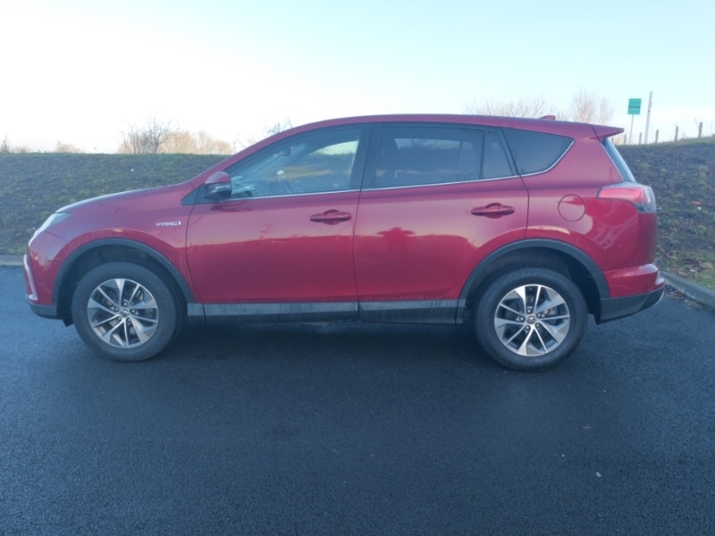 Used Toyota RAV4 2018 for sale - 77101580: Photo 4
