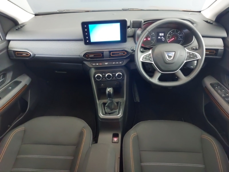 Used Dacia Sandero Stepway 2022 for sale - 77716835: Photo 2