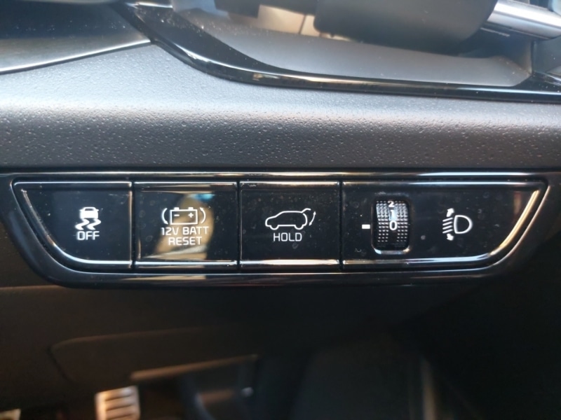 Used Kia Niro 2025 for sale - 77183850: Photo 12