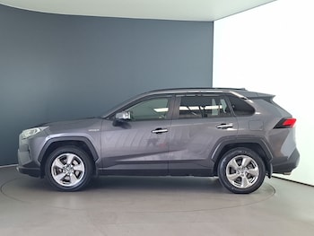 Used Toyota RAV4 2019 for sale - 79343423: Photo