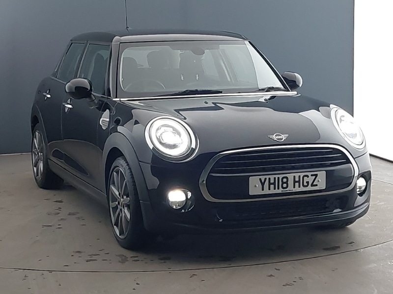 Used MINI Hatch 2018 for sale - 76749238: Photo 1