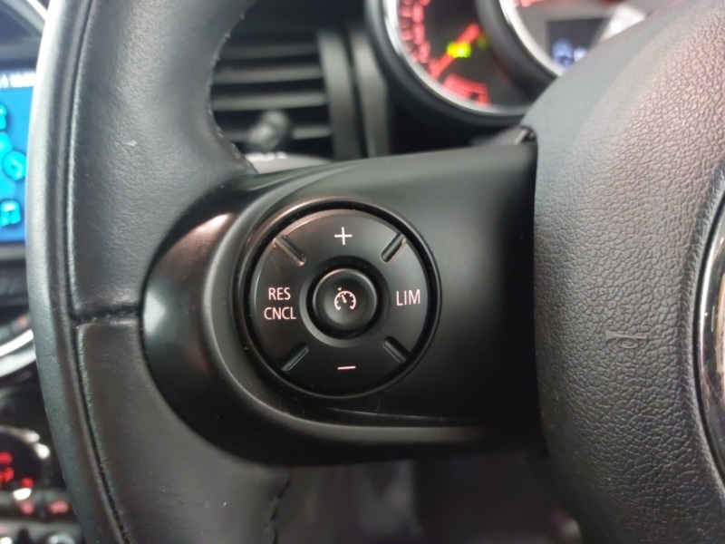 Used MINI Hatch 2018 for sale - 76749238: Photo 12