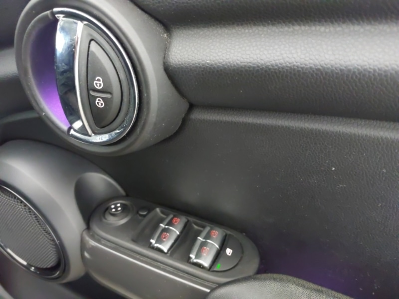 Used MINI Hatch 2018 for sale - 76749238: Photo 19