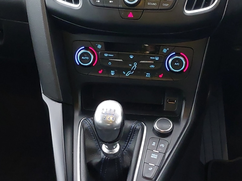 Used Ford Focus 2017 for sale - 77448708: Photo 10