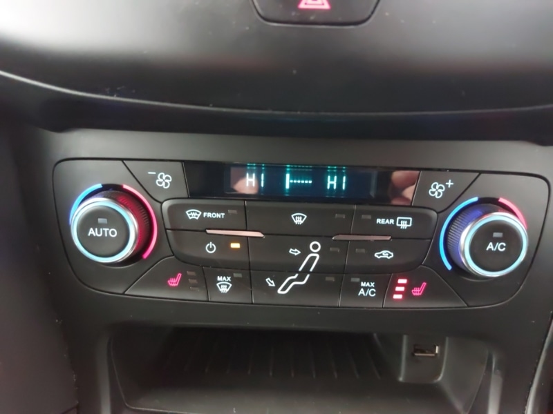 Used Ford Focus 2017 for sale - 77448708: Photo 17