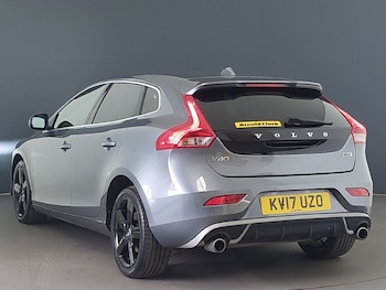 Used Volvo V40 2017 for sale - 78490679: Photo