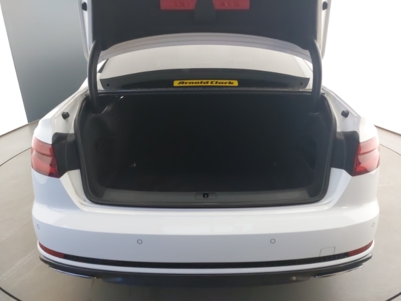 Used Audi A4 2019 for sale - 77686256: Photo 8