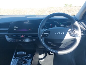 Used Kia Niro 2025 for sale - 78342567: Photo