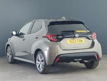 Used Toyota Yaris 2022 for sale - 74688924: Photo